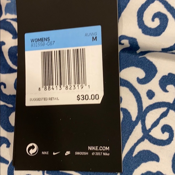 Grey Nike shorts - Picture 2 of 2